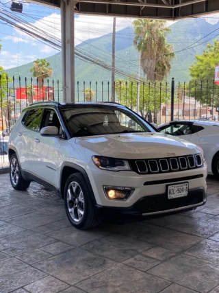Instagram post from autosmarroquin. This post is in position 3.