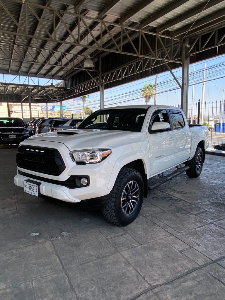 Instagram post from autosmarroquin. This post is in position 1.