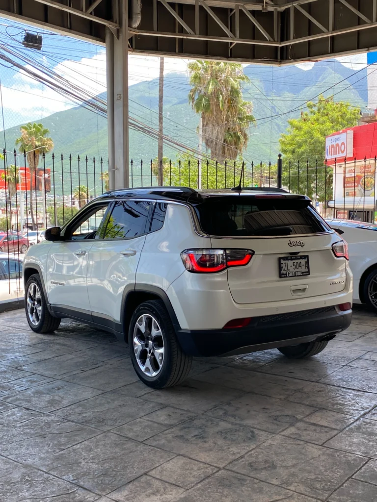 Instagram post from autosmarroquin. This post is in position 6.